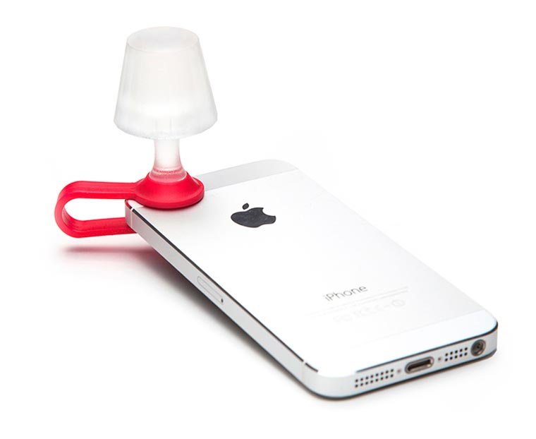 Utilisez votre smartphone comme lampe de chevet Luma-smartphone-lampshade-1 